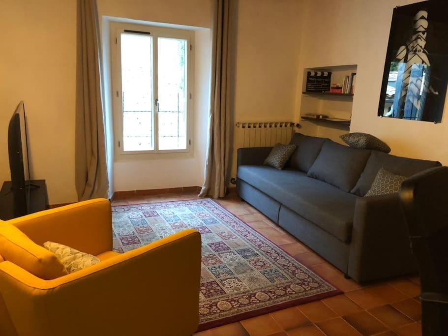Maison De Caractere Au Coeur De La Provence Robion