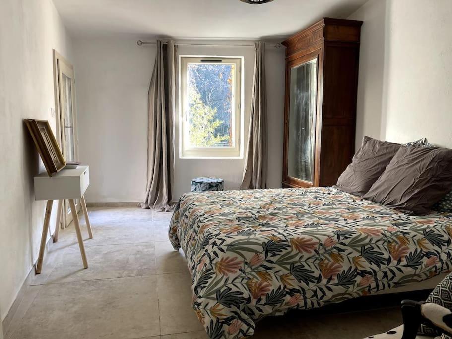 Ferienhaus Maison De Caractere Au Coeur De La Provence Robion en Luberon